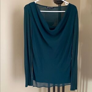 6/$20 INC International Concepts Dark Green Crepe Overlay Long Sleeve Top L EUC